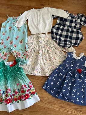 Girl’s Lot 12-18 months Angel Dear, Zara, Mayoral, Gap, Ruffle Butts